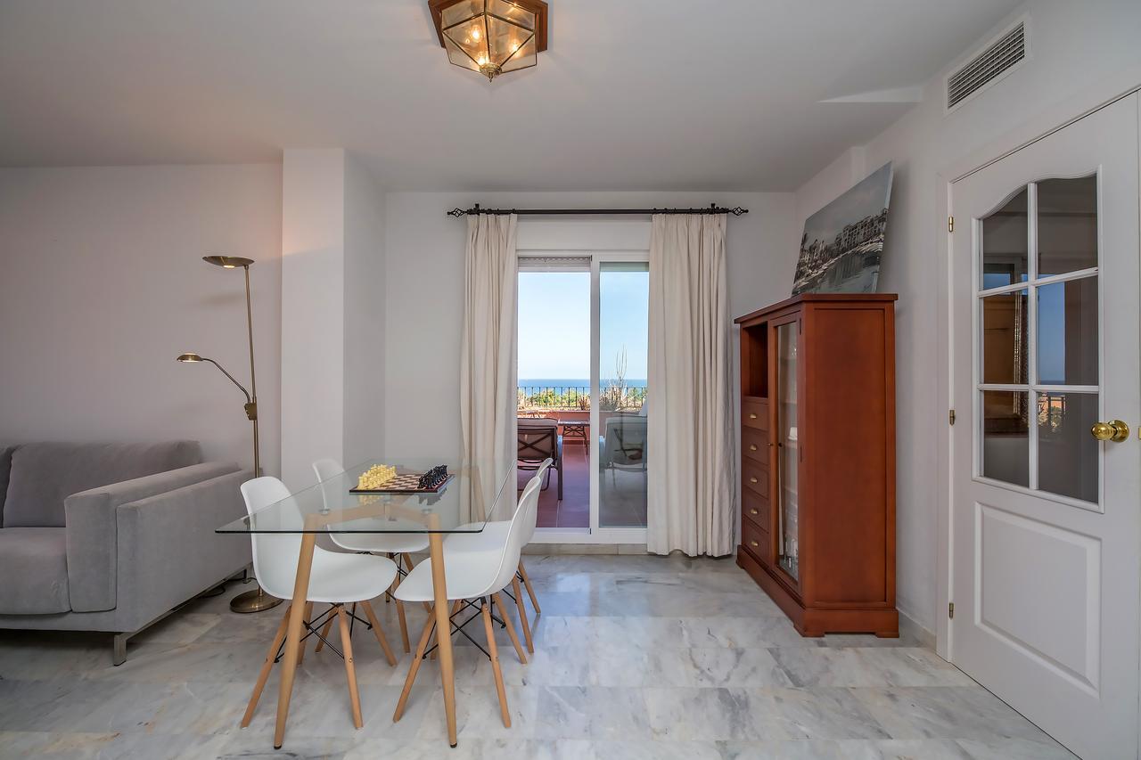 Los Hidalgos Penthouse Манільва Екстер'єр фото